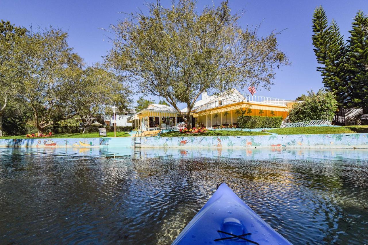 Pams Mermaid House With Riverfront Yard And Lanai! Apartment Weeki Wachee Exterior photo